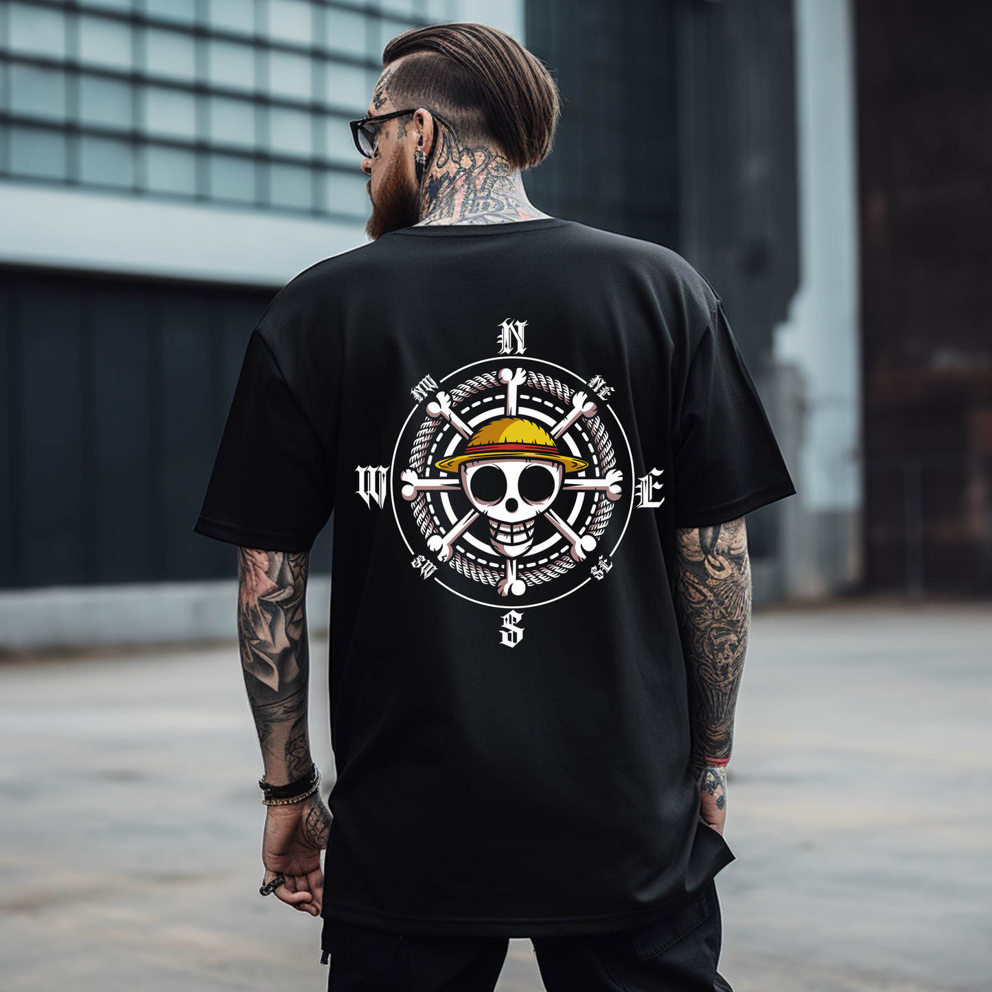 Camiseta Oversize Anime One Piece – Timón Mugiwara, El Rumbo del Rey