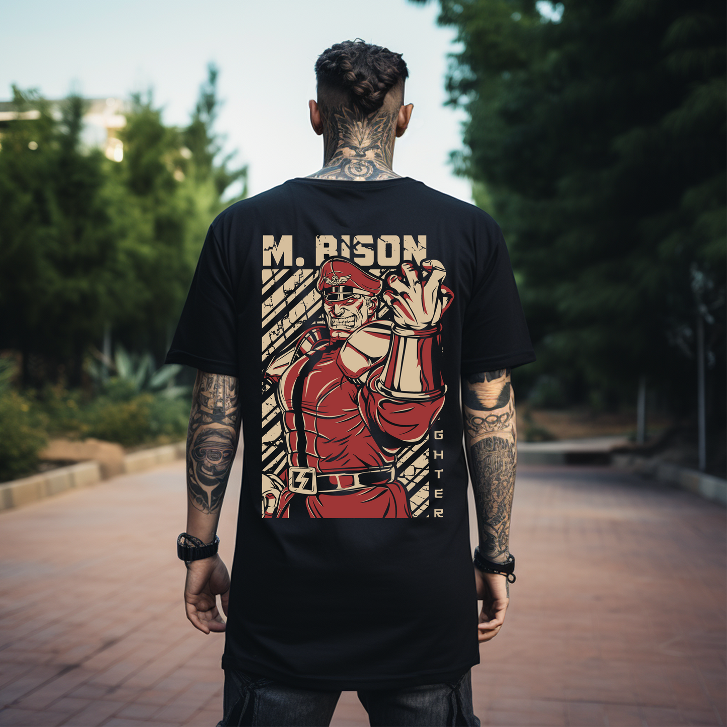 Camiseta Oversize M. Bison - El Poder Supremo de Street Fighter