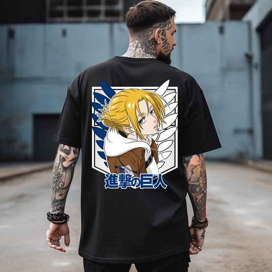 CAMISETA OVERSIZE ATAQUE DE LOS TITANES SHINGEKI NO KYOJIN